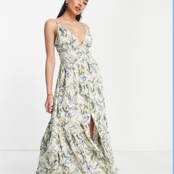 Abercrombie & Fitch Plunge Floral Tropical V-Neck Maxi Dress - Picture 2 of 7